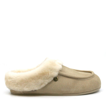 Fluffy Moccasin Uggs