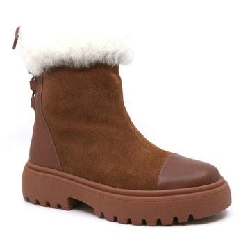 Short Furry Uggs short boots with a fluffy collar view 2
