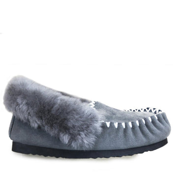 Ultimate Sheepskin Traditional Moccasin