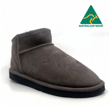 Ugg BootsUGG Premium Mini Pote Boots 